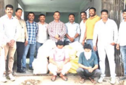 गुटका और विदेशी सिगरेट का जखीरा जब्त : दाे सगे भाई गिरफ्तार